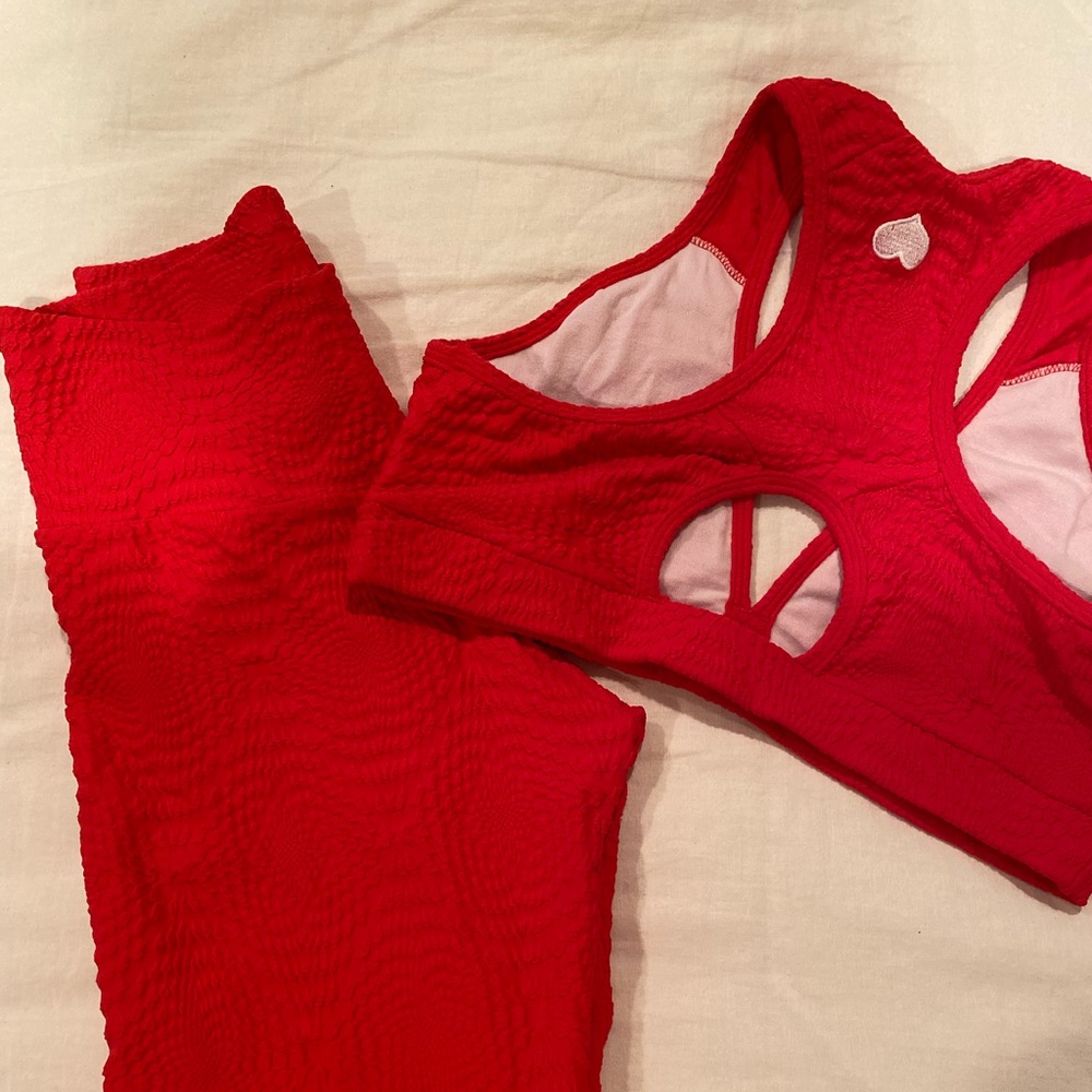 Booty by Brabants red set